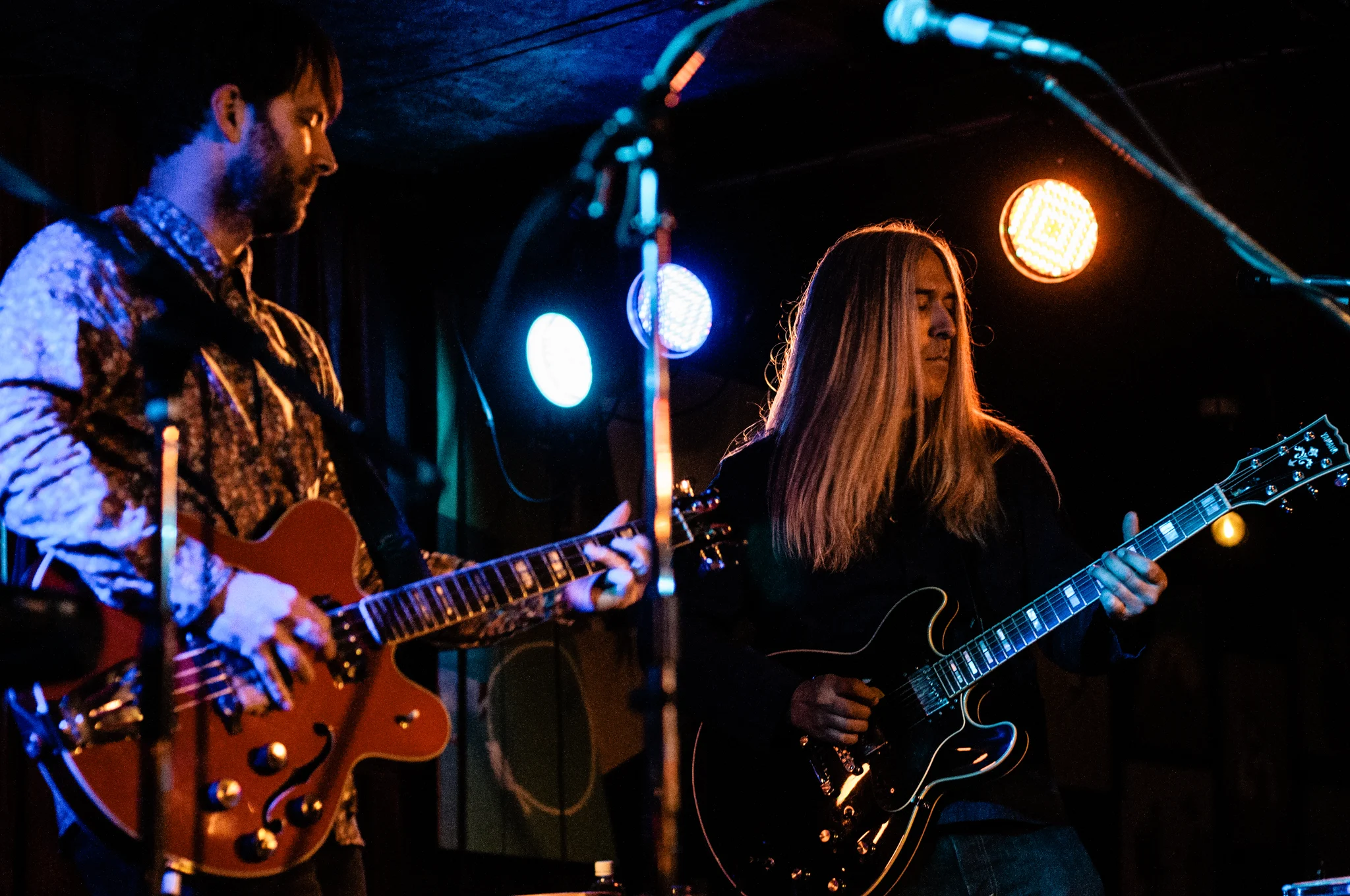 AM & Shawn Lee performing at The Cobalt, Vancouver, BC - concert photography by Michael Caswell
