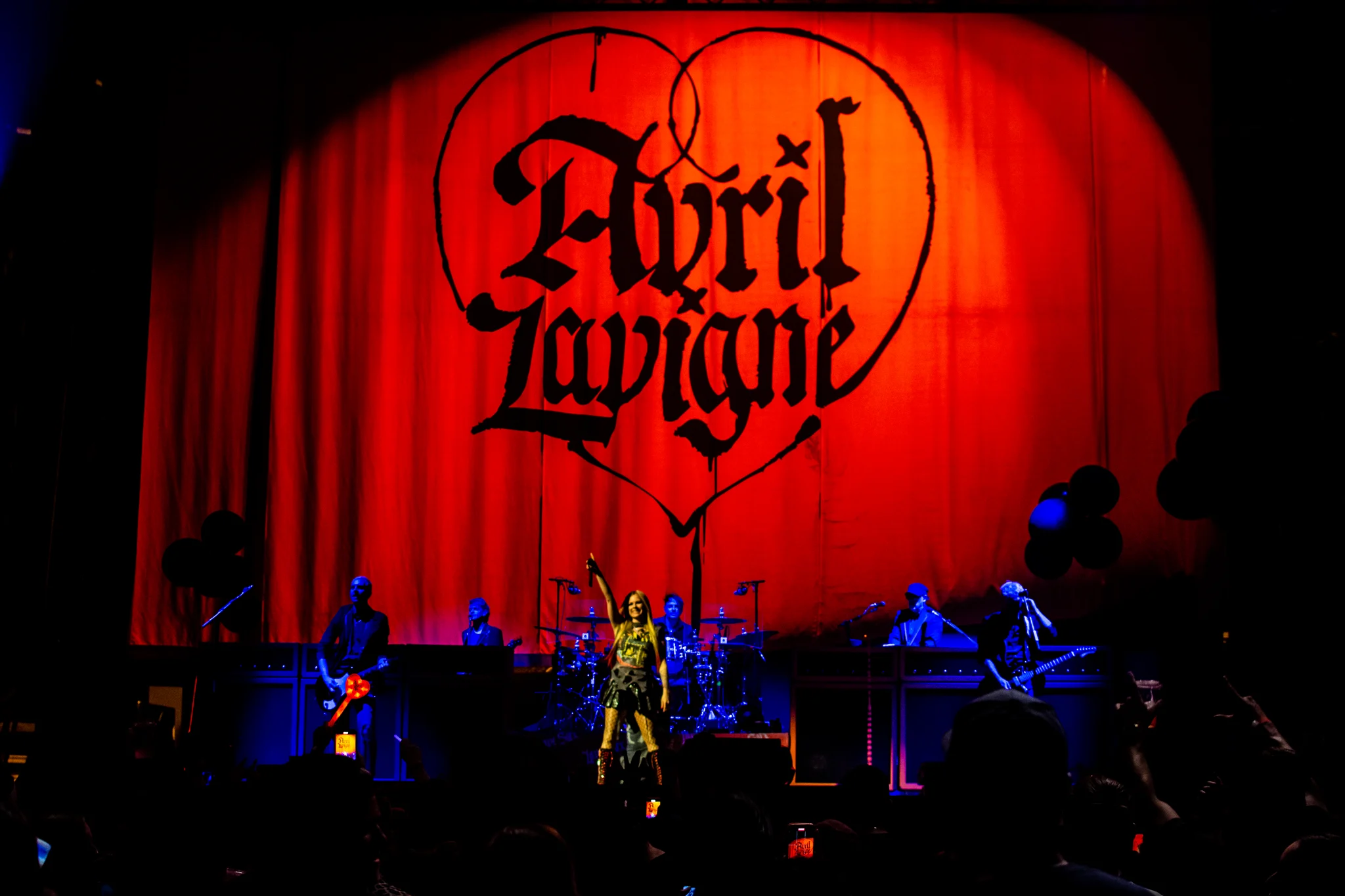 Avril Lavigne performing at Rogers Arena, Vancouver, BC - concert photography by Michael Caswell
