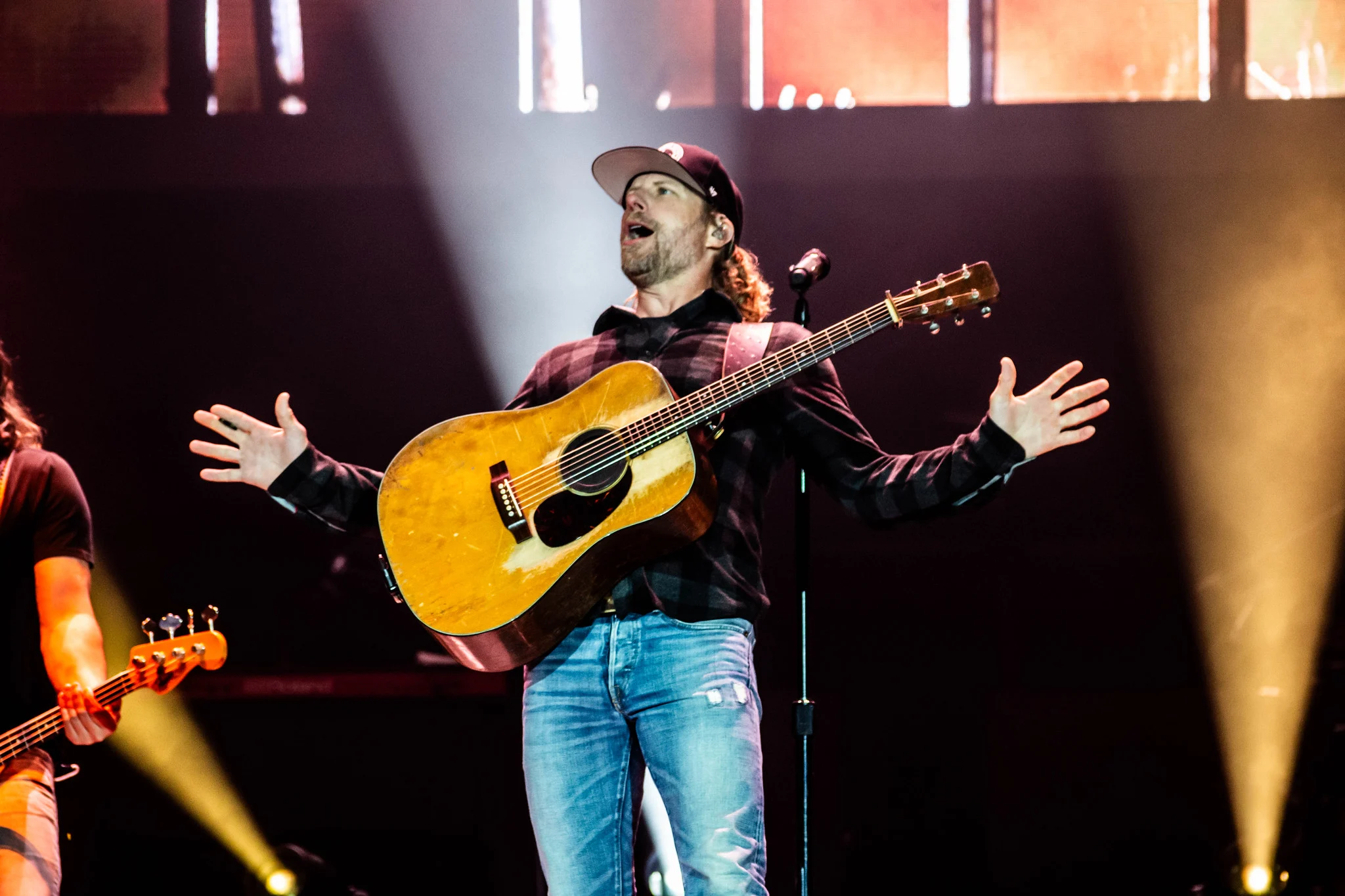 Dierks Bentley performing at Coast City Country, Vancouver, BC - concert photography by Michael Caswell