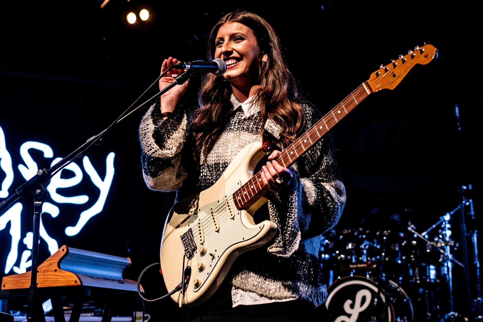 Lindsey Lomis performing at Commodore Ballroom, Vancouver, BC - concert photography by Michael Caswell
