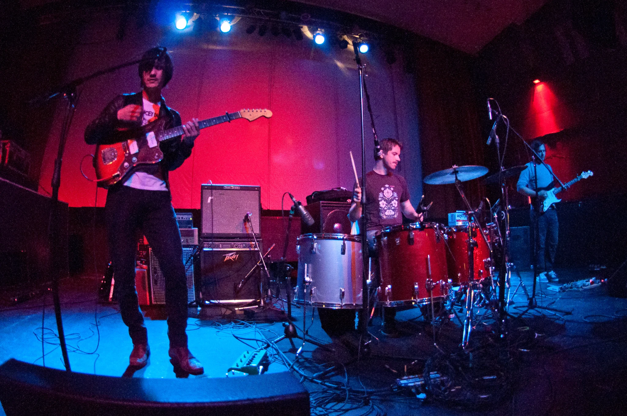 The Dodos performing at Rickshaw Theatre, Vancouver, BC - concert photography by Michael Caswell